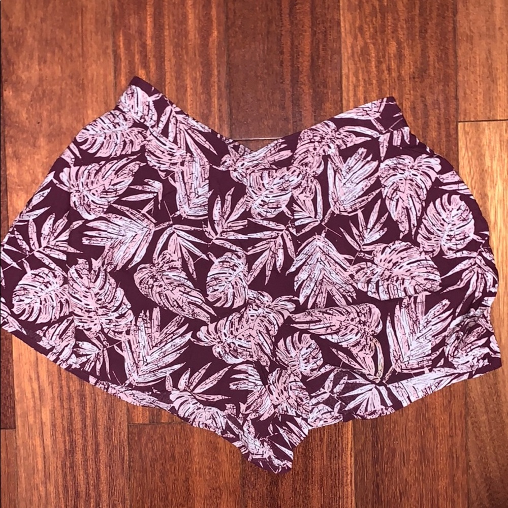 Printed loose shorts